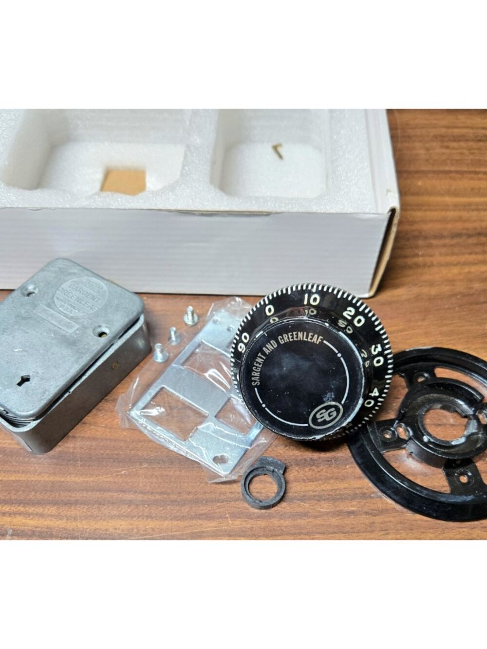 Sargent & Greenleaf 6730-100 Mechanical Safe Lock Kit 3-Wheel Combo Black Dial